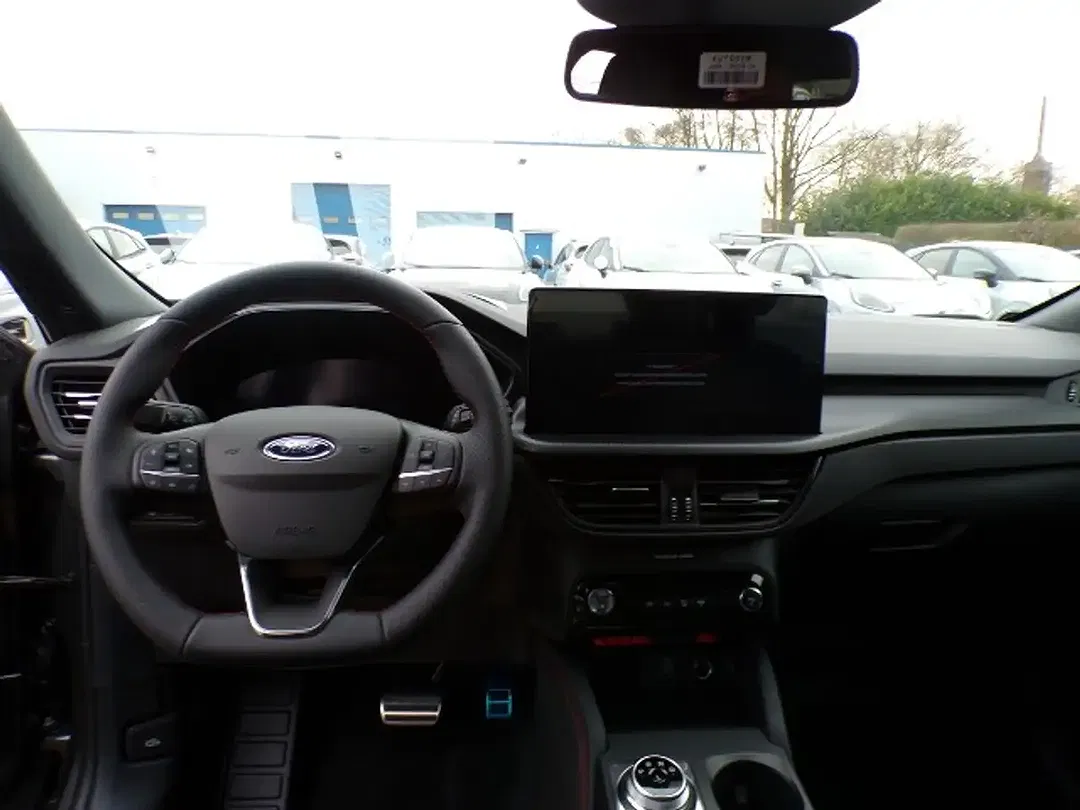 Ford Kuga ST-Line - foto 13