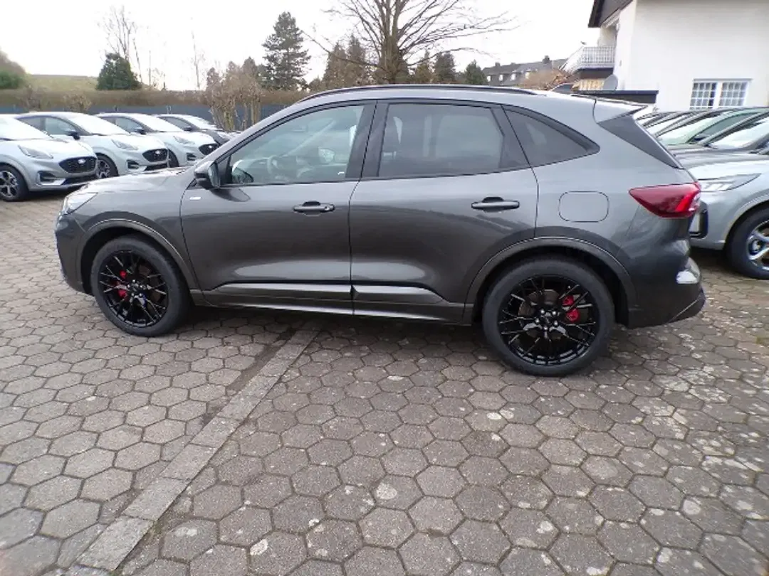 Ford Kuga - Thumbnail 8