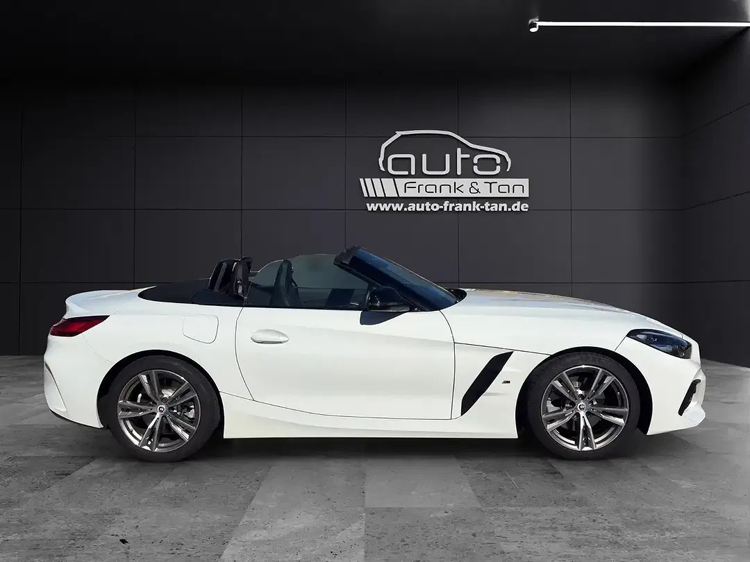 BMW Z4 - Thumbnail 7
