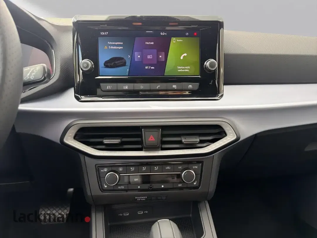 SEAT Ibiza - Thumbnail 13