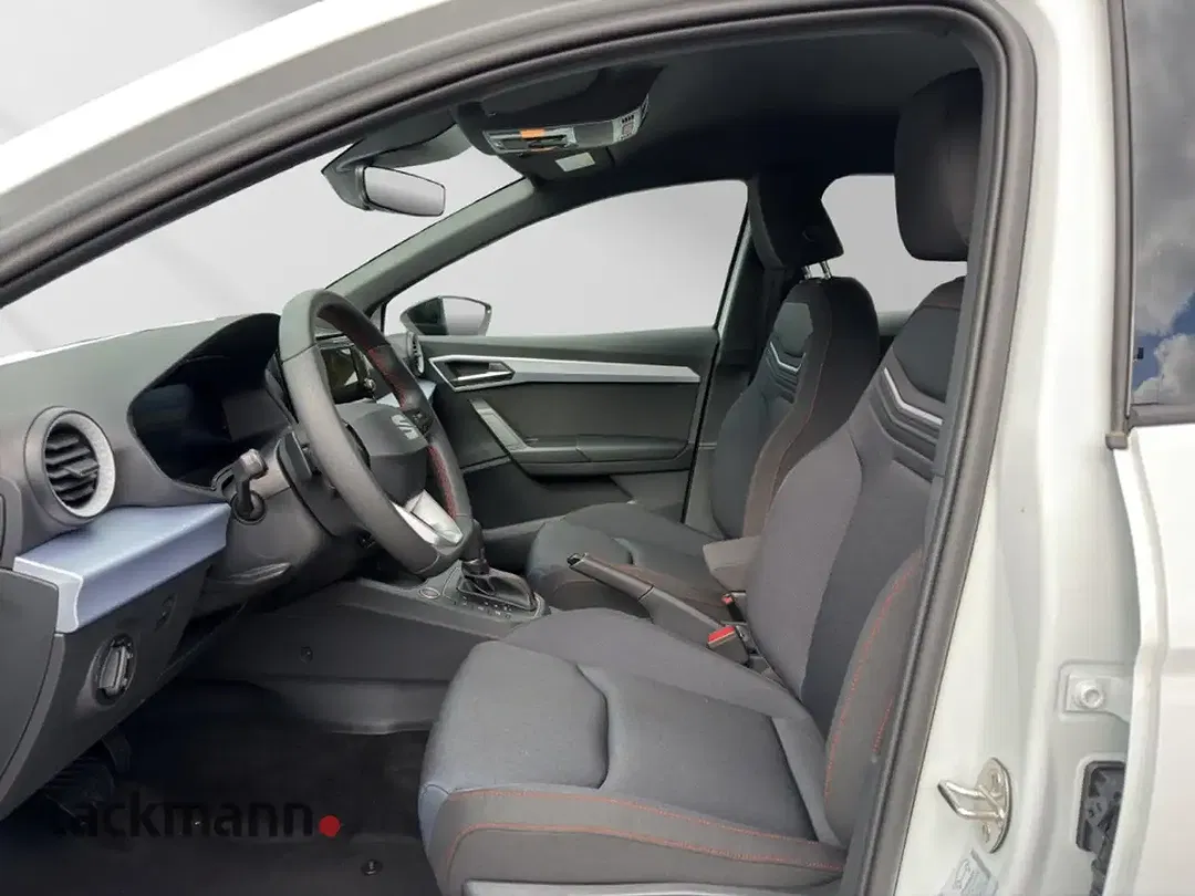 SEAT Ibiza - Thumbnail 8