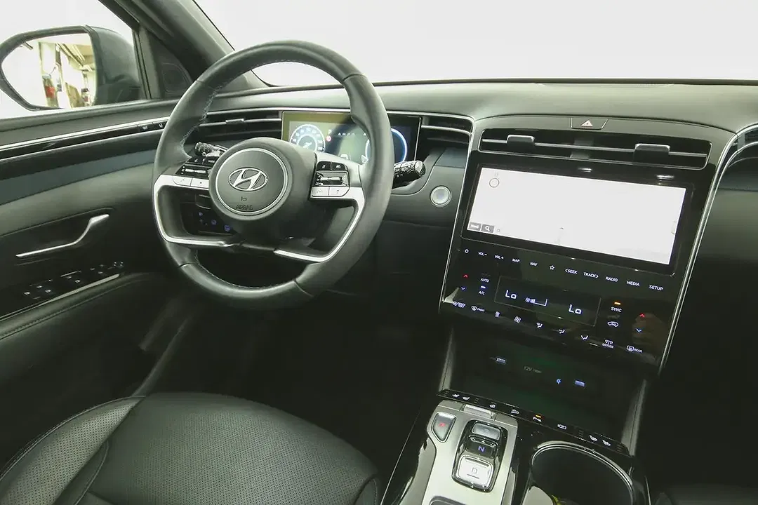 Hyundai TUCSON - Thumbnail 9