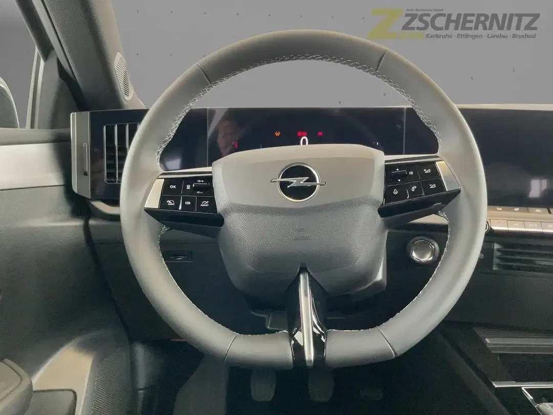 Opel Astra - Thumbnail 10