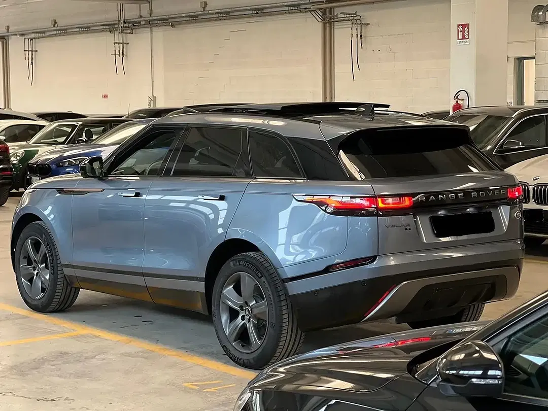 Land Rover Range Rover Velar - Thumbnail 9