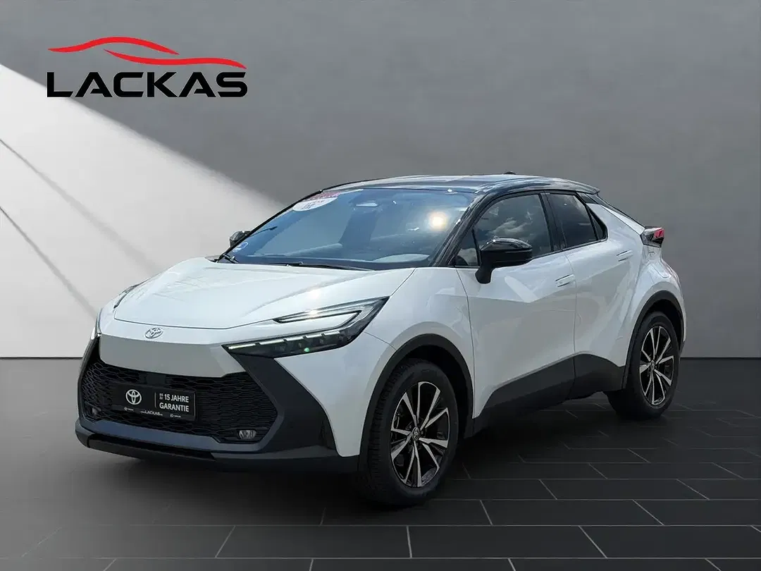 Toyota C-HR - Thumbnail 1