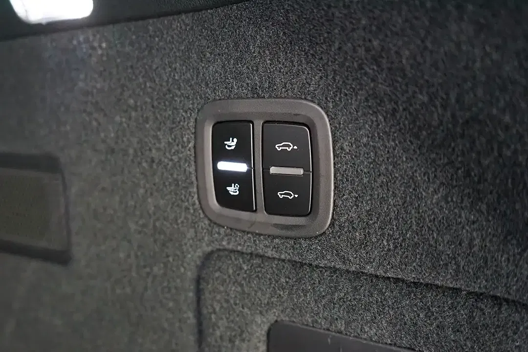 Porsche Cayenne - Thumbnail 15