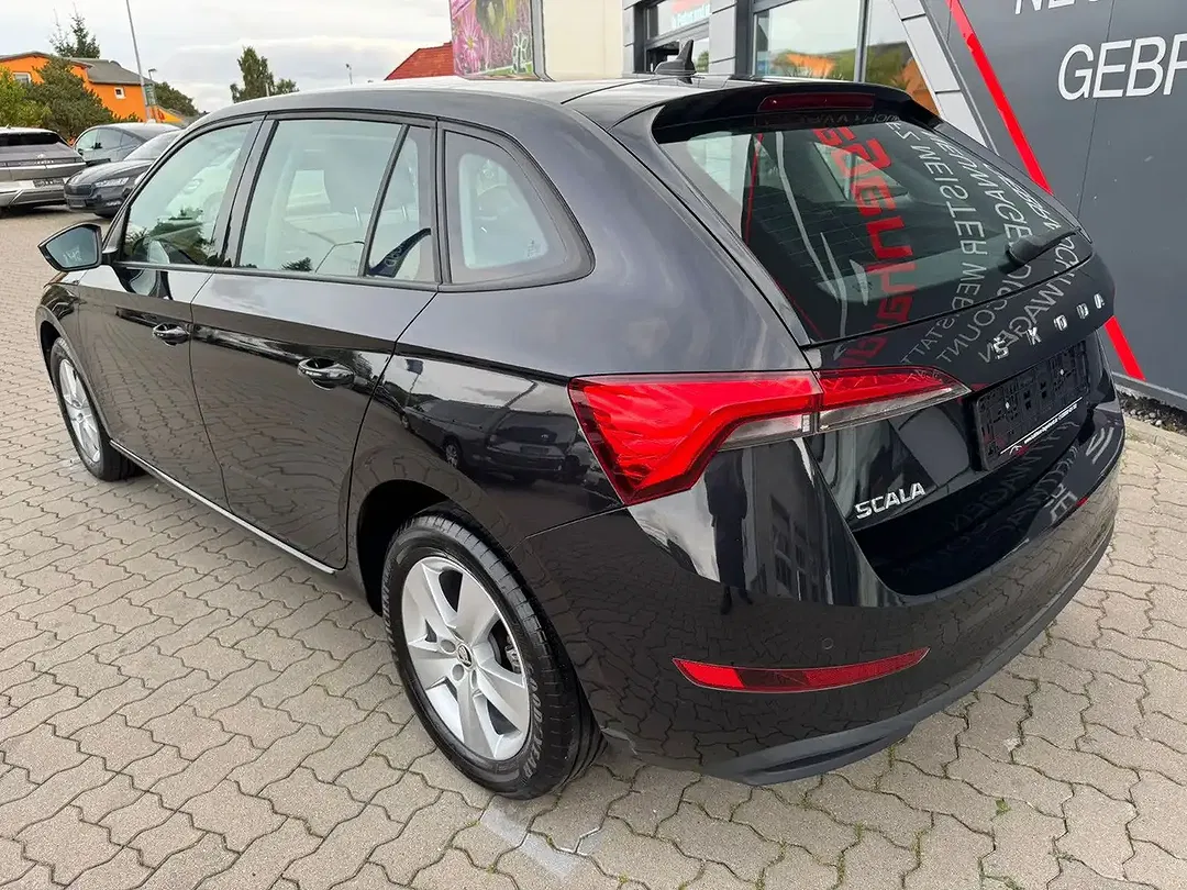 Skoda Scala - Thumbnail 14