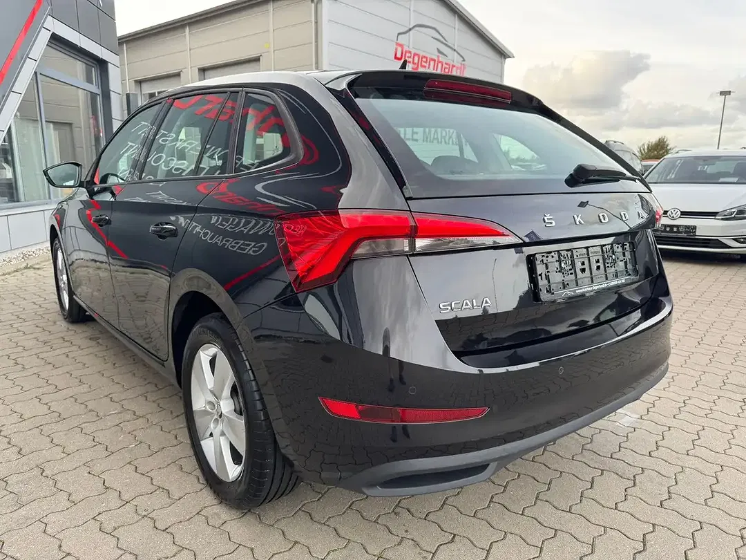 Skoda Scala - Thumbnail 5