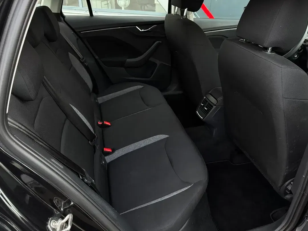 Skoda Scala - Thumbnail 8