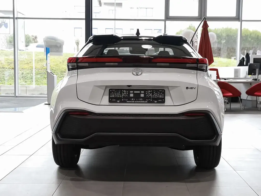Toyota C-HR - Thumbnail 4