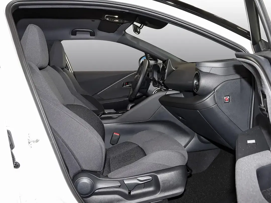 Toyota C-HR - Thumbnail 6