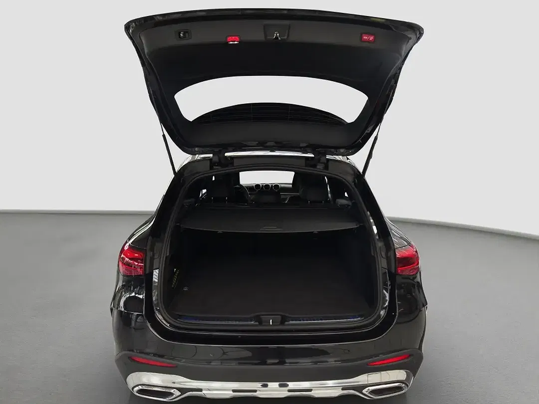 Mercedes-Benz GLC 300 - Thumbnail 14