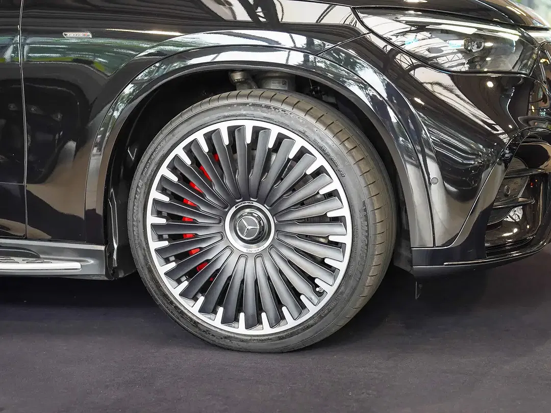Mercedes-Benz EQE SUV - Thumbnail 2