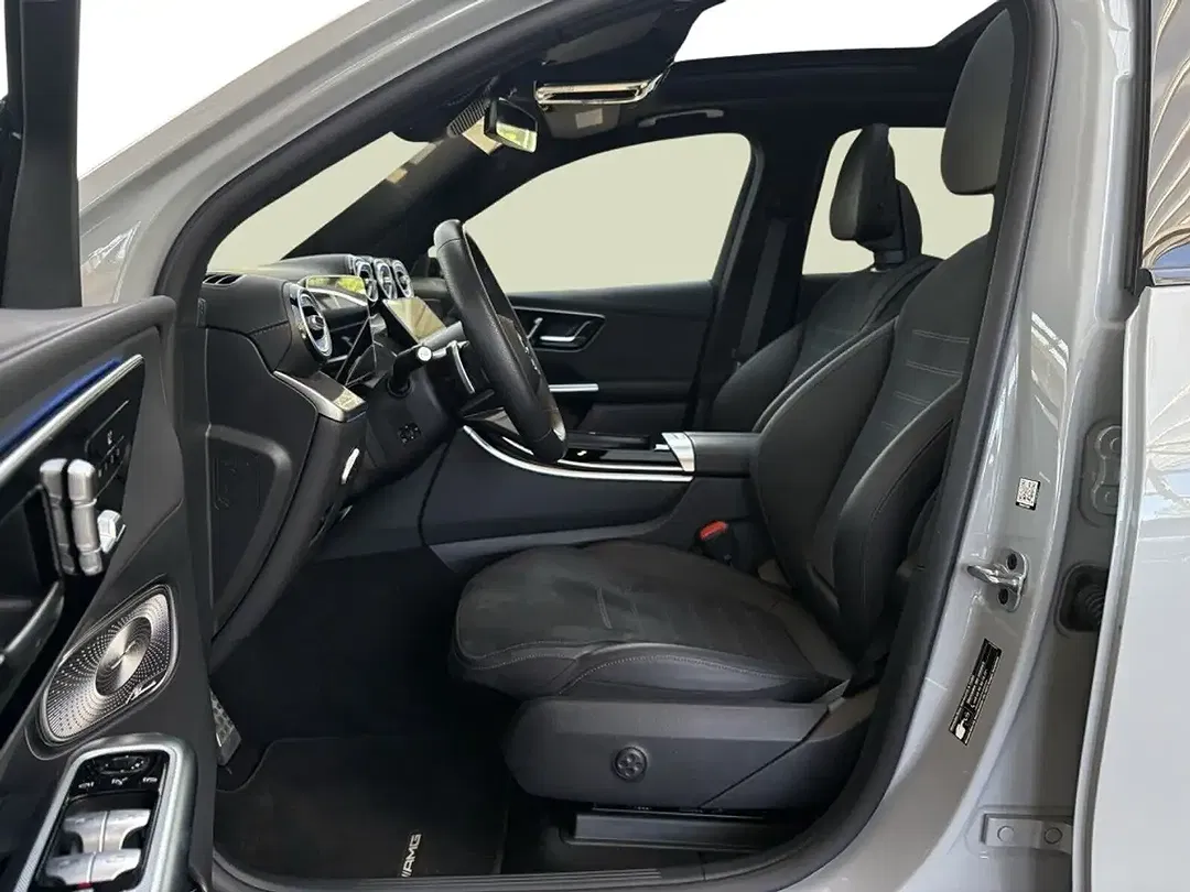 Mercedes-Benz GLC 450 - Thumbnail 12