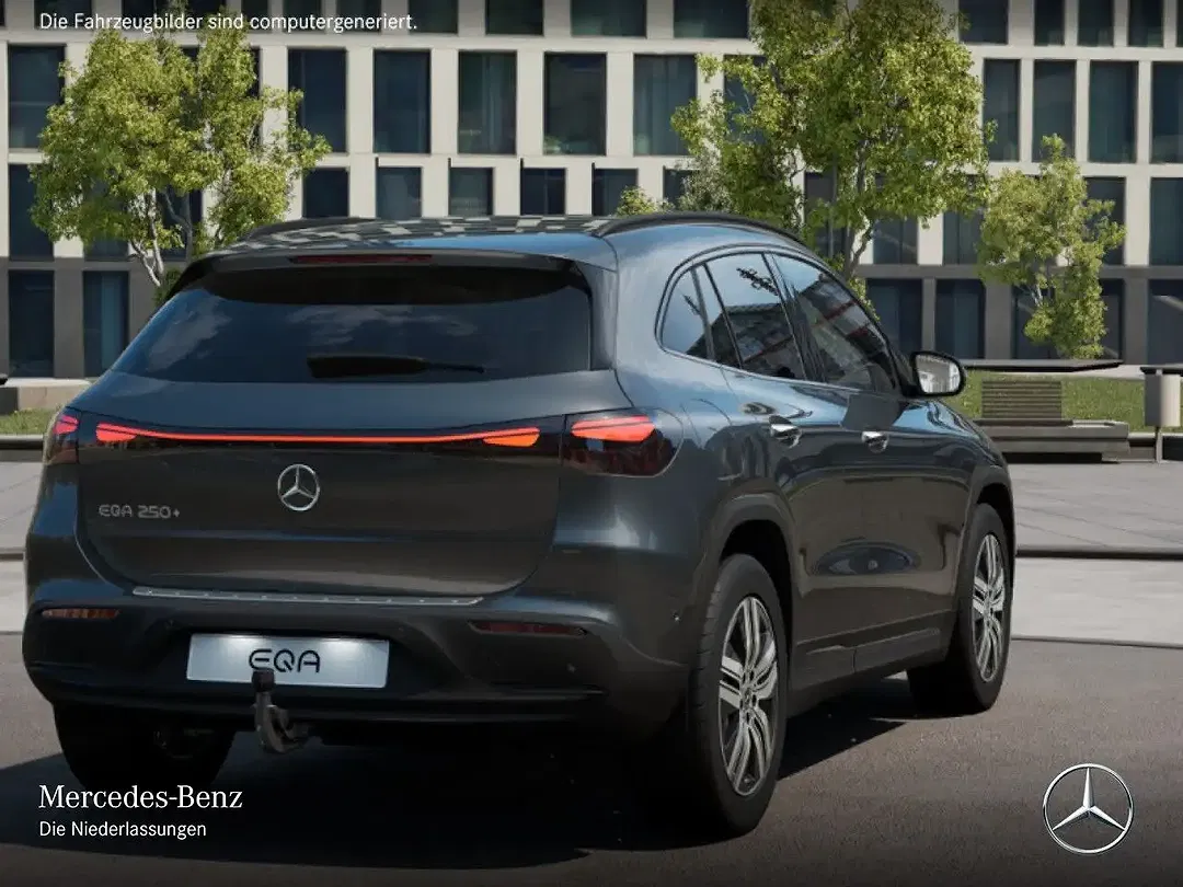 Mercedes-Benz EQA 250 - Thumbnail 4