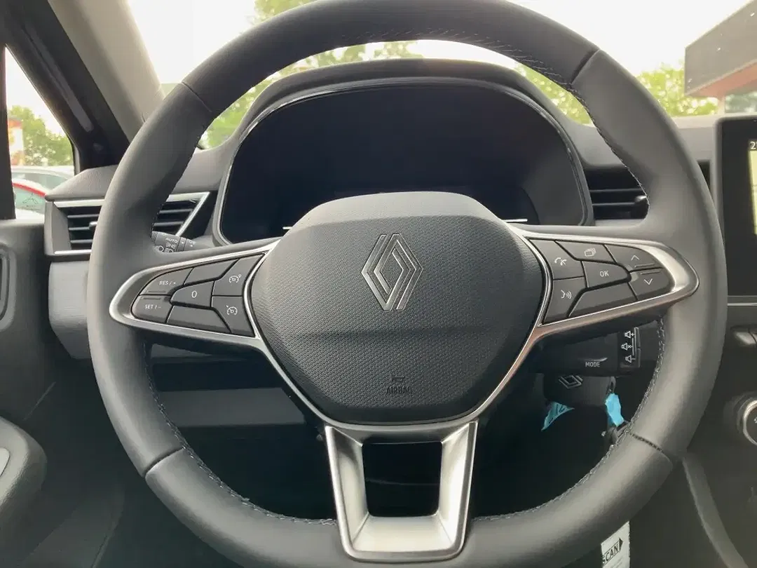 Renault Clio - Thumbnail 10