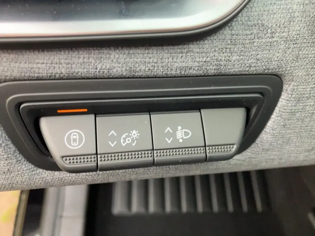 Renault Clio - Thumbnail 14
