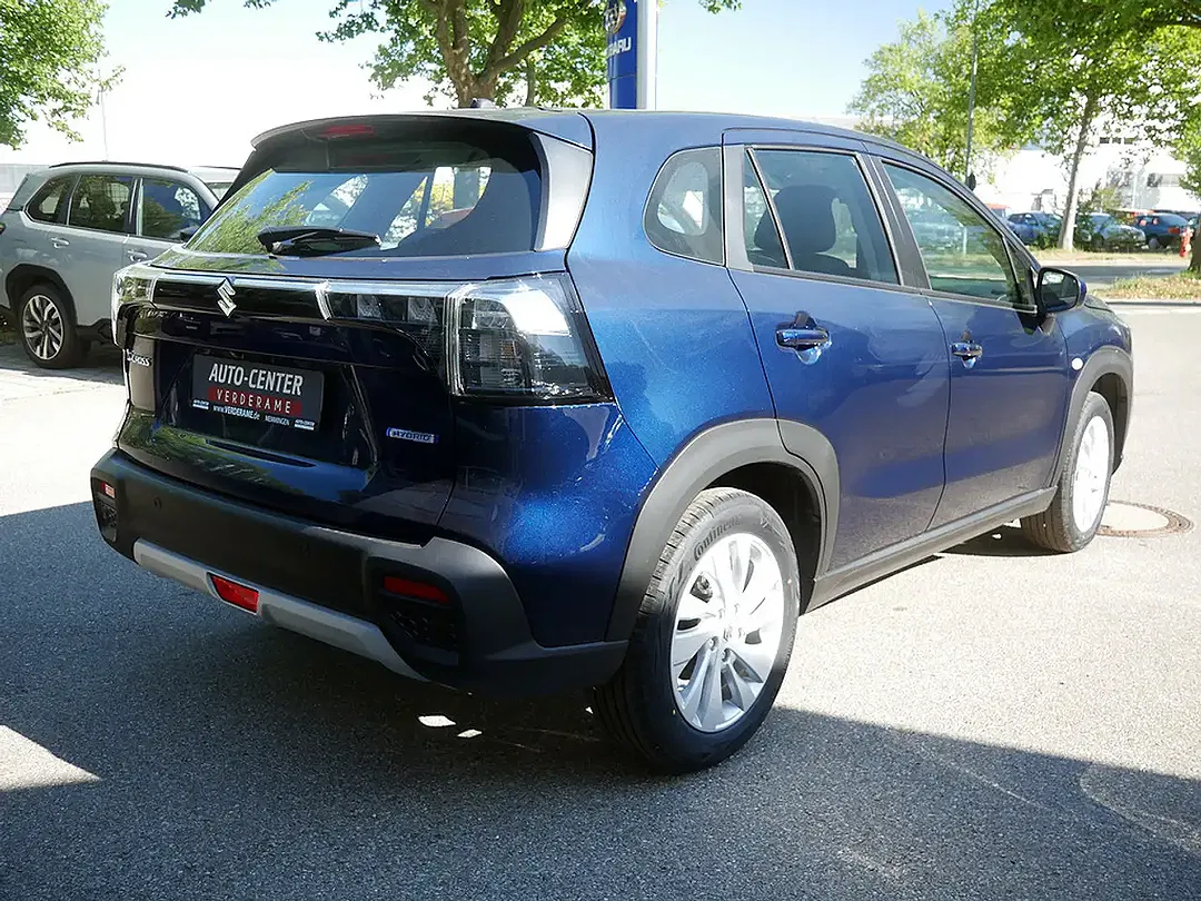Suzuki S-Cross - Thumbnail 3