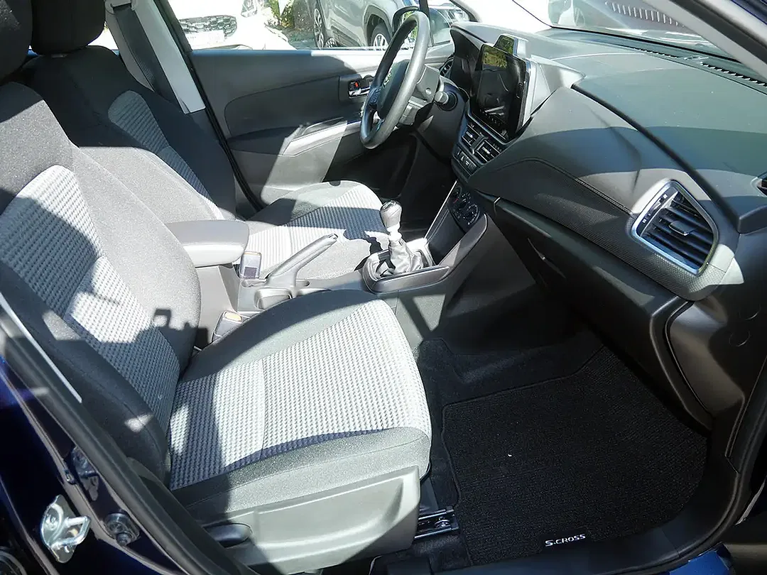 Suzuki S-Cross - Thumbnail 6