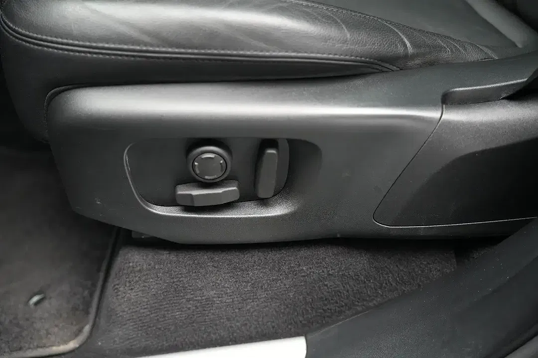 Land Rover Range Rover Sport - Thumbnail 16