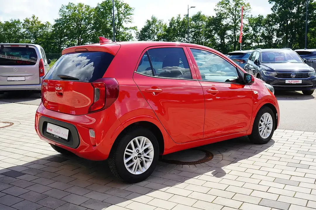 Kia Picanto - Thumbnail 4