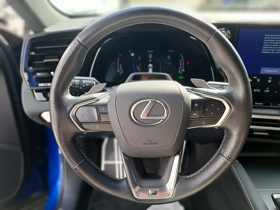 Lexus RX 500h - Thumbnail 12