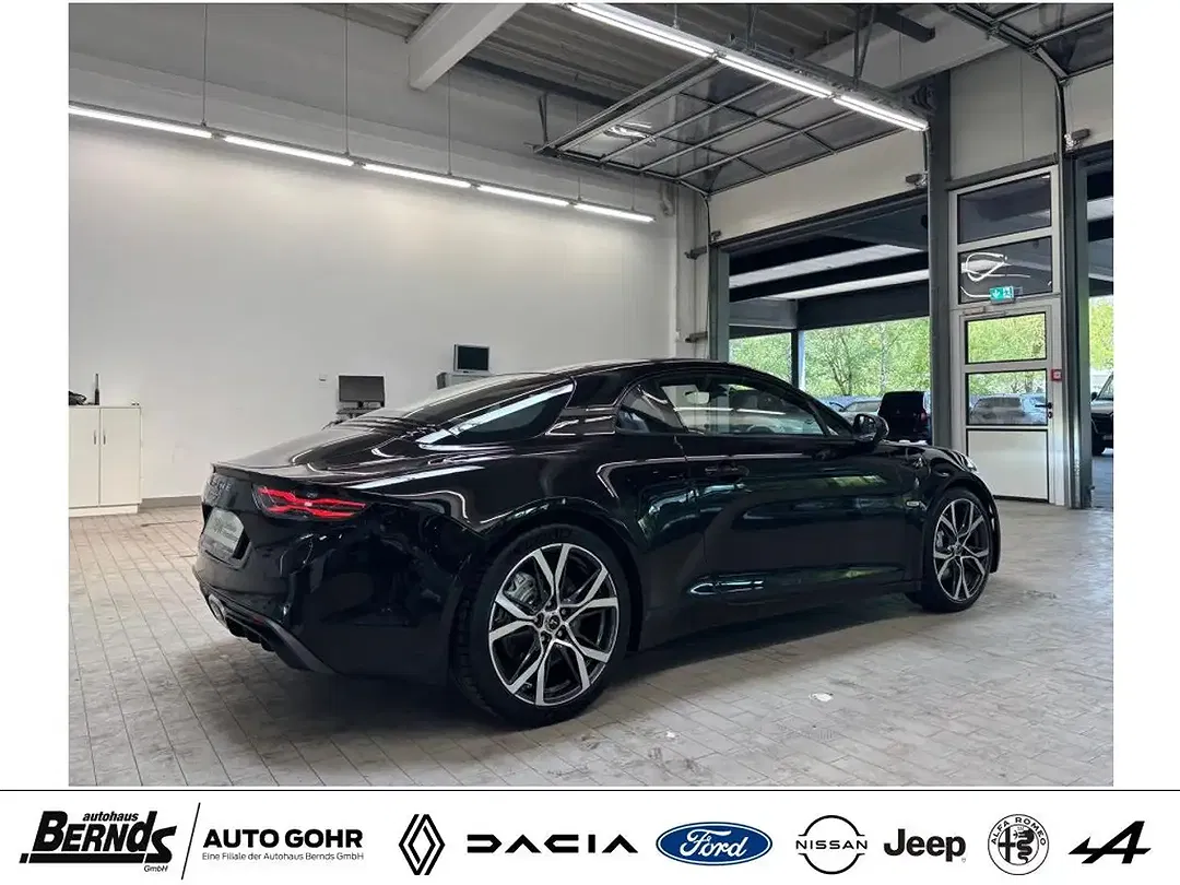 Alpine A110 - Thumbnail 5