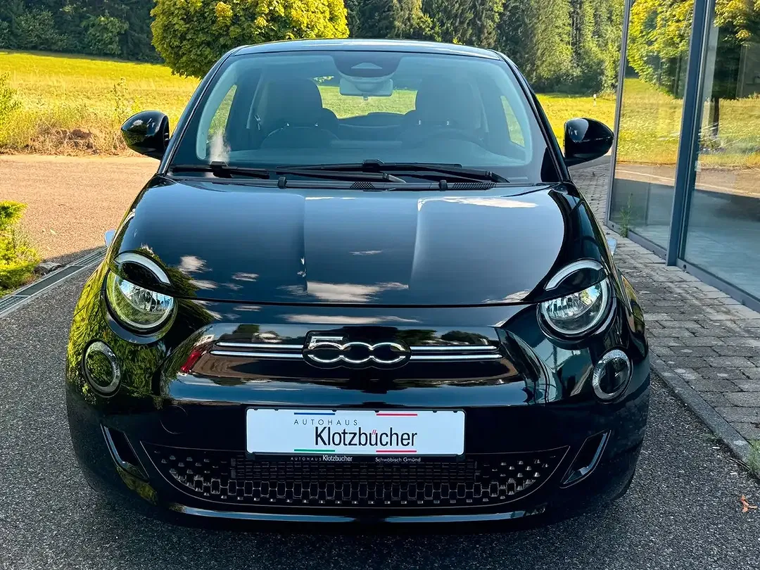Fiat 500e - Thumbnail 10