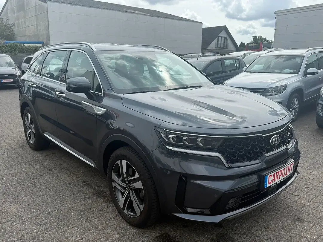 Kia Sorento - Thumbnail 3
