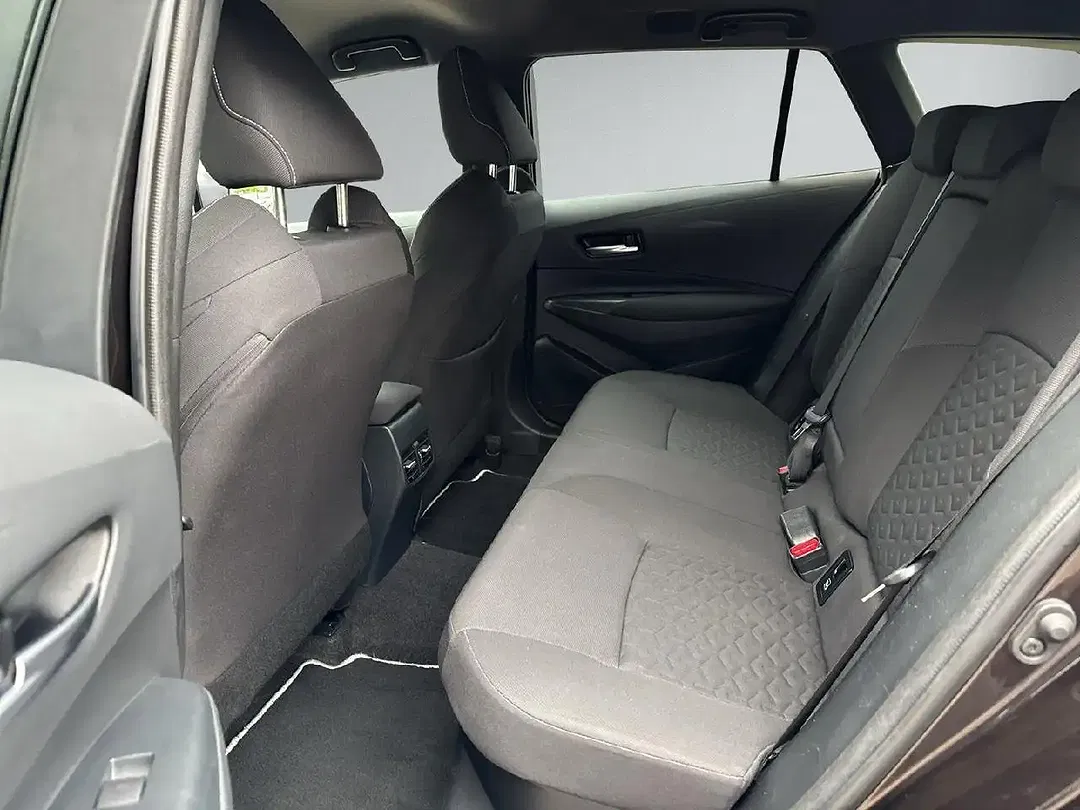 Toyota Corolla - Thumbnail 12