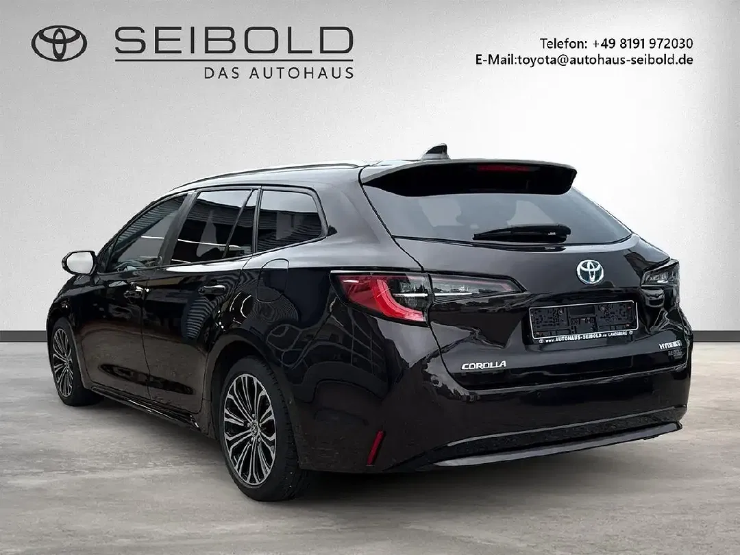 Toyota Corolla - Thumbnail 3