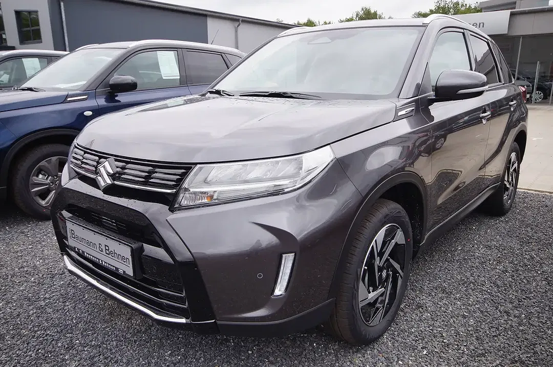 Suzuki Vitara - Thumbnail 1