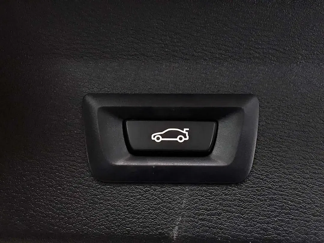 BMW X1 xDrive Advantage - foto 12