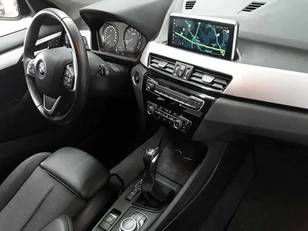 BMW X1 - Thumbnail 8