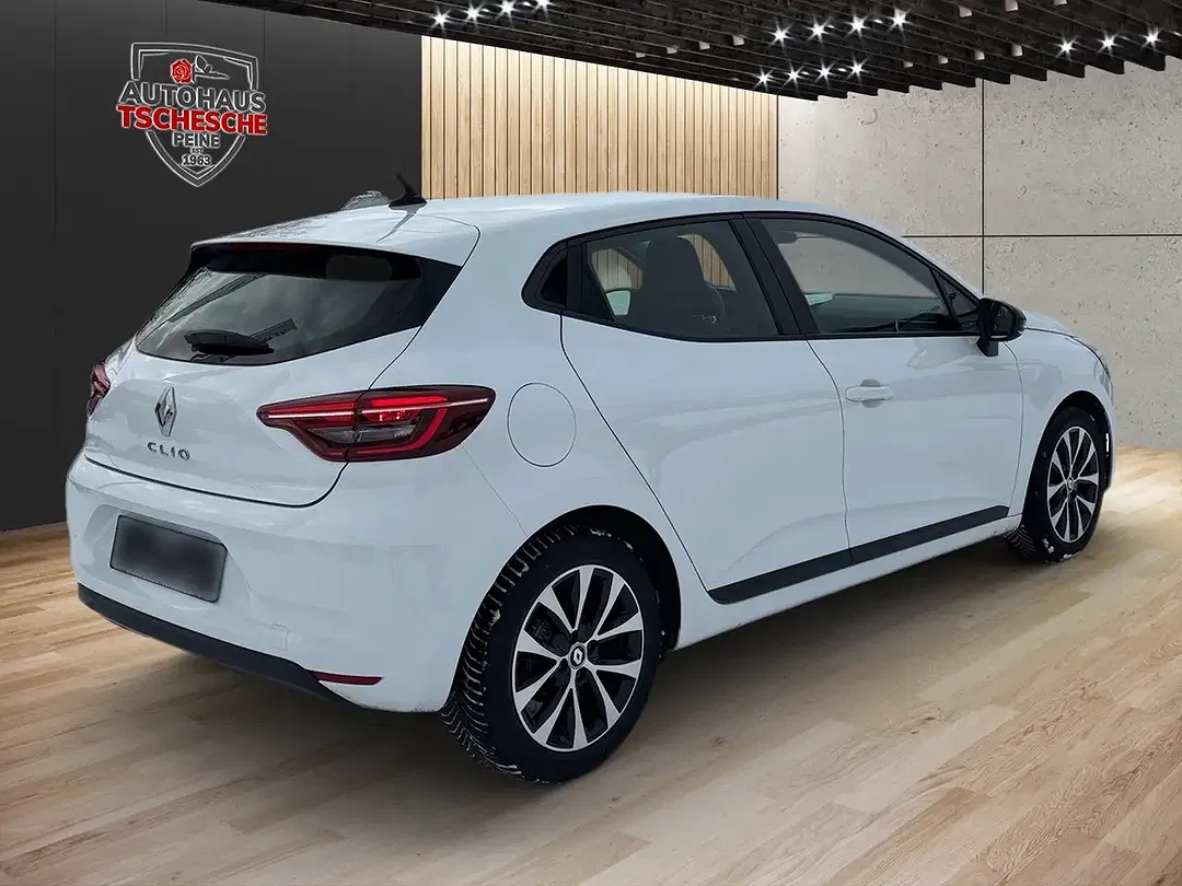 Renault Clio - Thumbnail 4