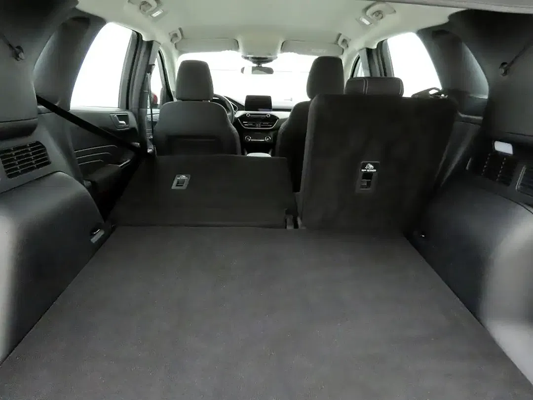 Ford Kuga - Thumbnail 10