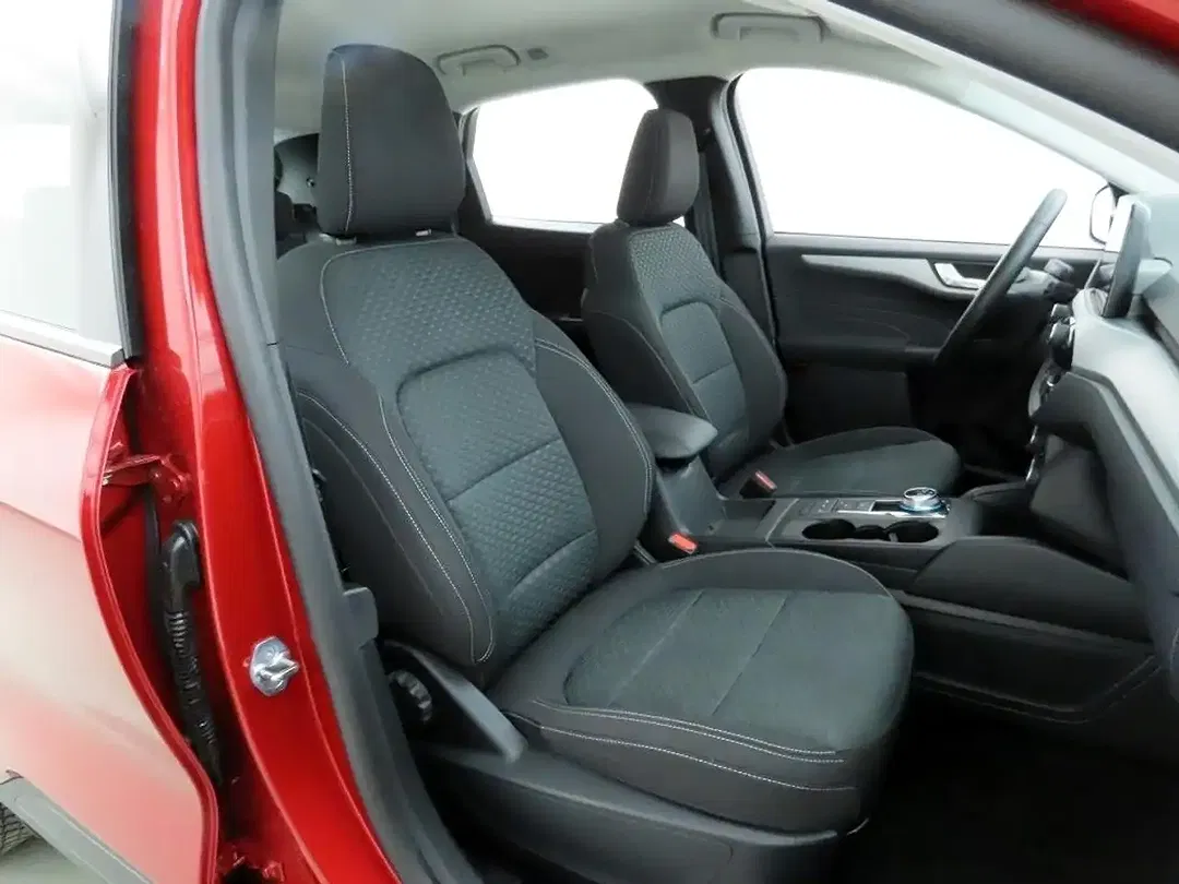 Ford Kuga - Thumbnail 18