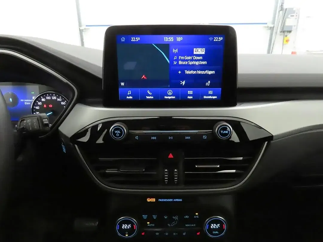 Ford Kuga - Thumbnail 23