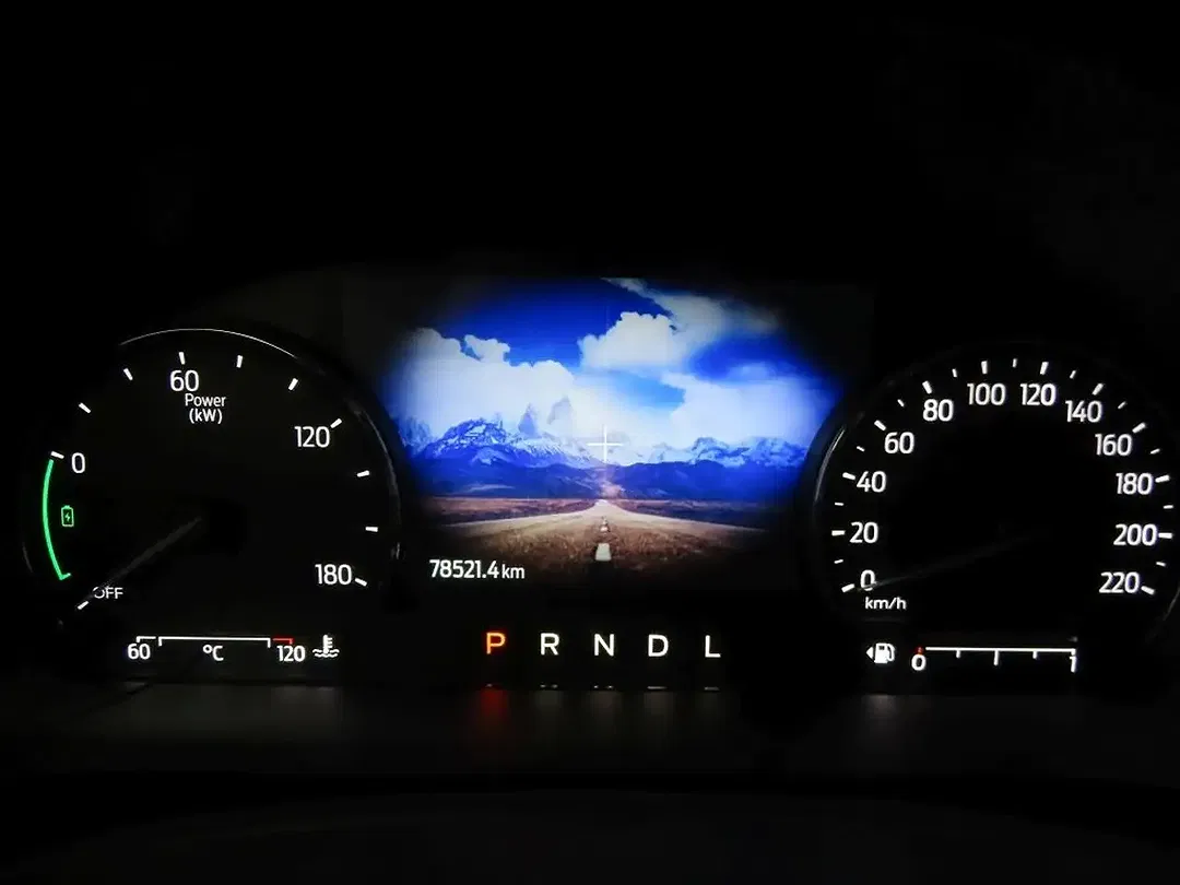 Ford Kuga - Thumbnail 24