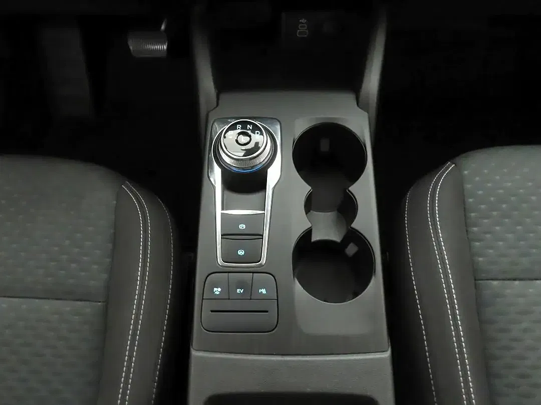 Ford Kuga - Thumbnail 27