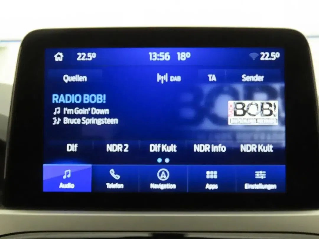 Ford Kuga - Thumbnail 35