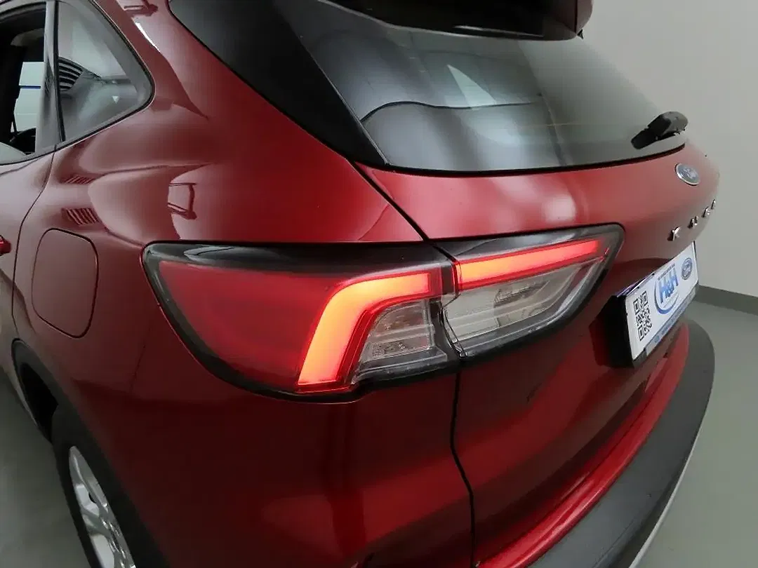 Ford Kuga - Thumbnail 41
