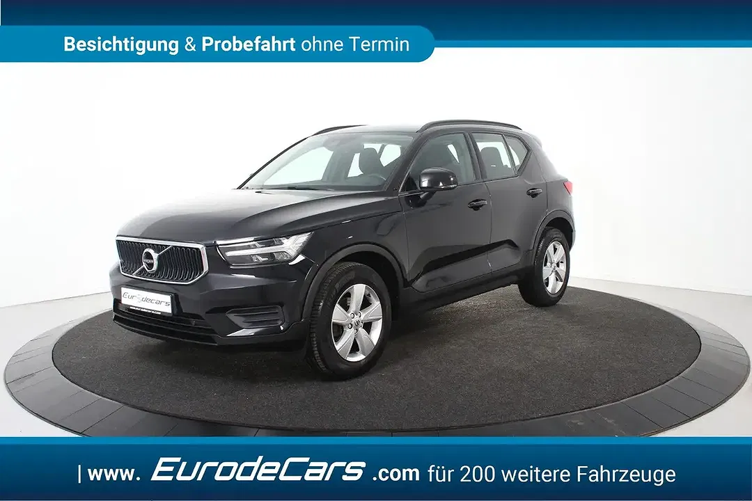 Volvo XC40 - Thumbnail 3