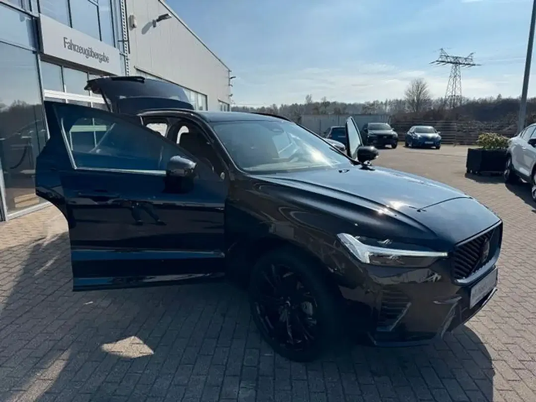 Volvo XC60 - Thumbnail 8