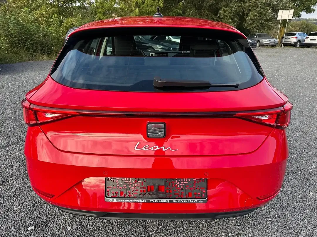 SEAT Leon - Thumbnail 5