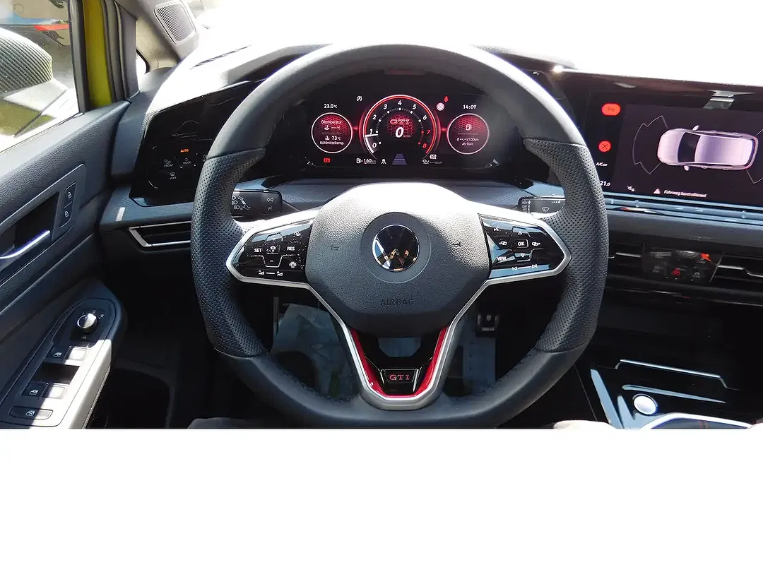 Volkswagen Golf - Thumbnail 9
