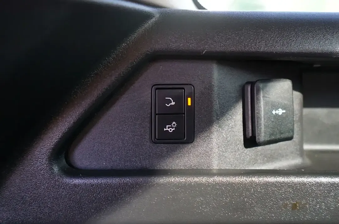 Land Rover Discovery - Thumbnail 7