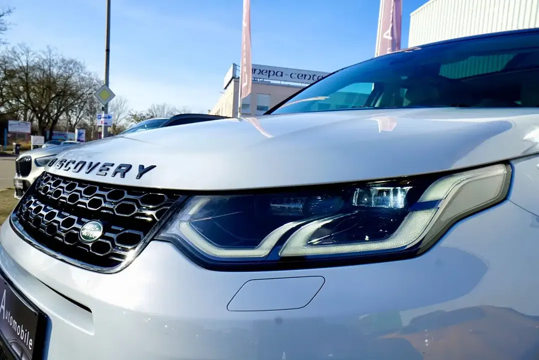 Land Rover Discovery - Thumbnail 3