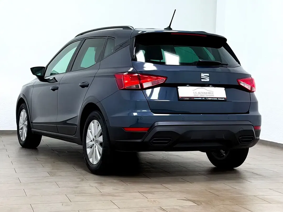 SEAT Arona - Thumbnail 7