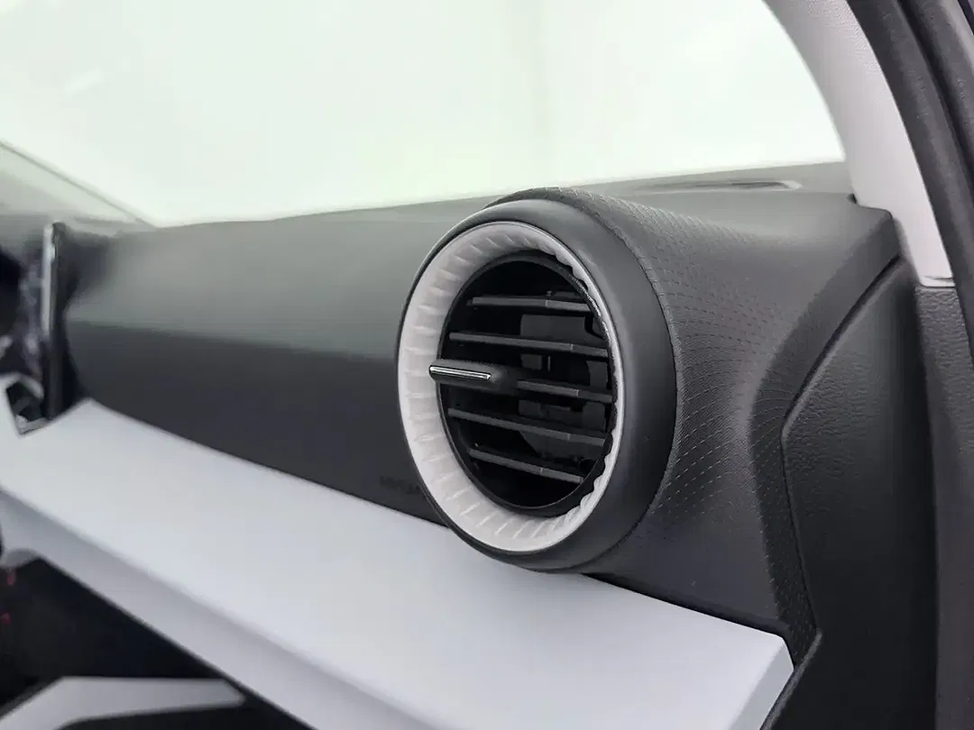 SEAT Arona - Thumbnail 5